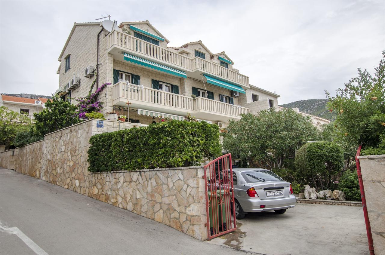 Apartments Simon Bol Exterior photo